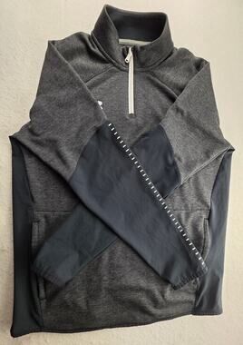 Under Armour Black Gray 3/4 Size Pullover Sweater Size Medium